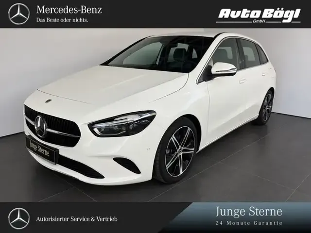 Mercedes-Benz B 220