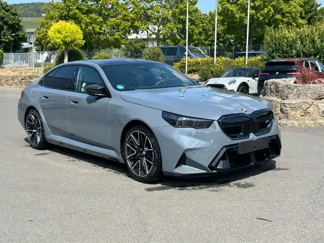 BMW M5
