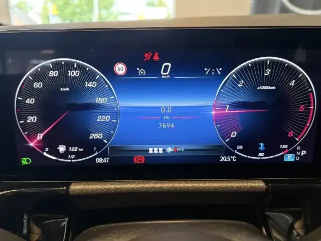 Mercedes-Benz GLA 200