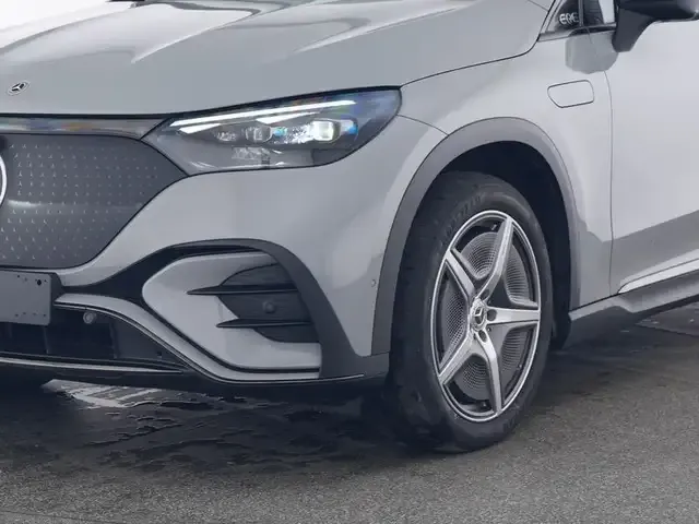 Mercedes-Benz EQE SUV