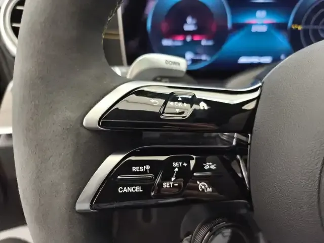 Mercedes-Benz E 63 AMG