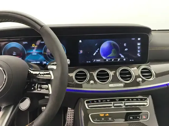 Mercedes-Benz E 63 AMG