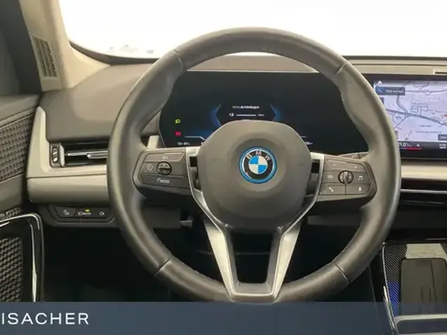 BMW iX1
