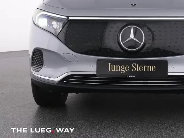 Mercedes-Benz EQA 300