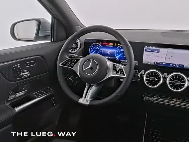 Mercedes-Benz EQA 300