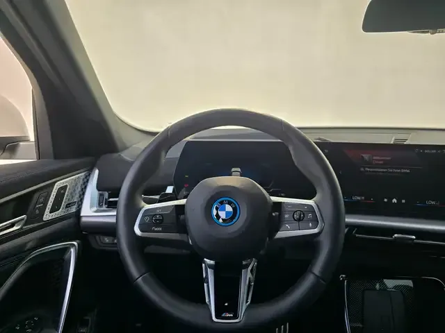 BMW iX2