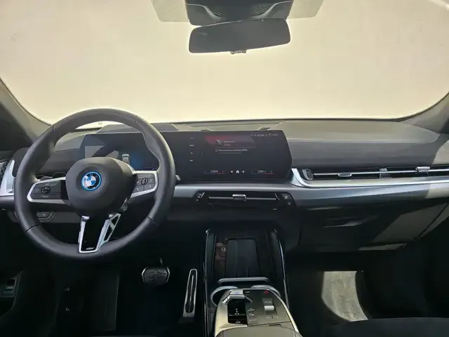 BMW iX2