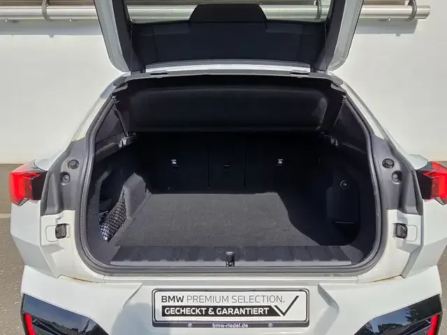 BMW iX2