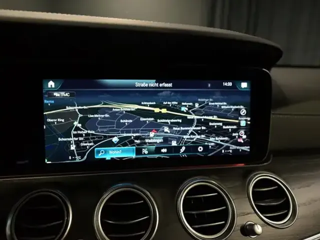 Mercedes-Benz E 300