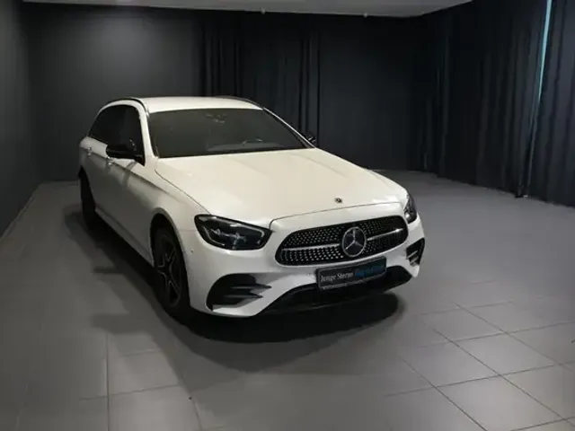Mercedes-Benz E 300