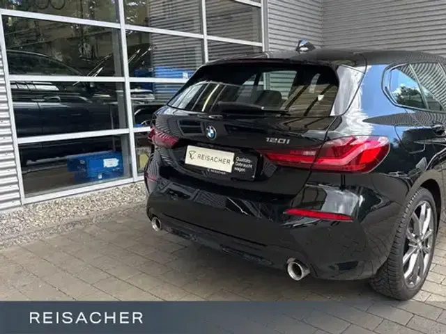 BMW 120