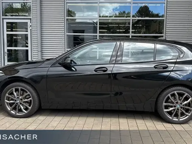 BMW 120