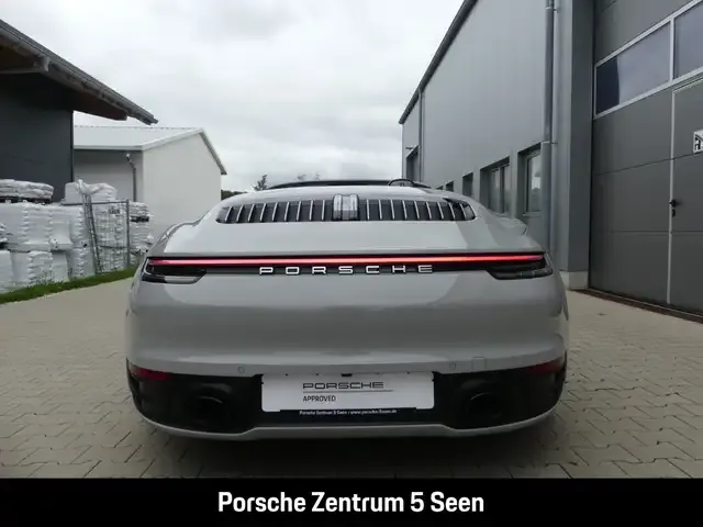 Porsche 992