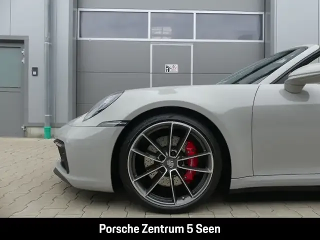 Porsche 992