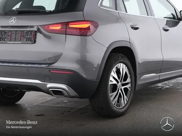 Mercedes-Benz GLA 200