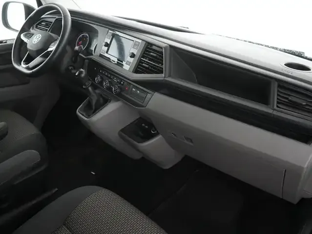 Volkswagen T6.1 Caravelle