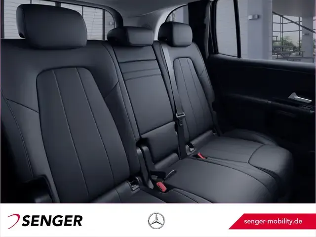 Mercedes-Benz GLB 200
