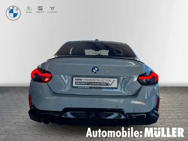 BMW 220