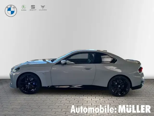 BMW 220