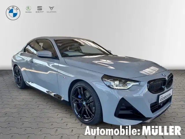 BMW 220