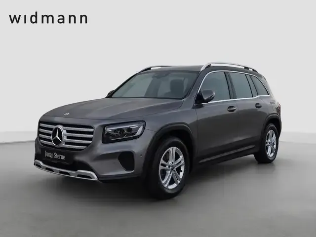 Mercedes-Benz GLB 200