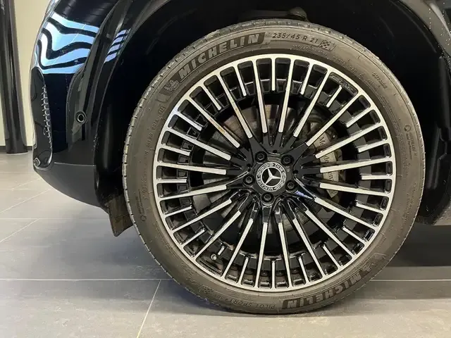 Mercedes-Benz EQC 400