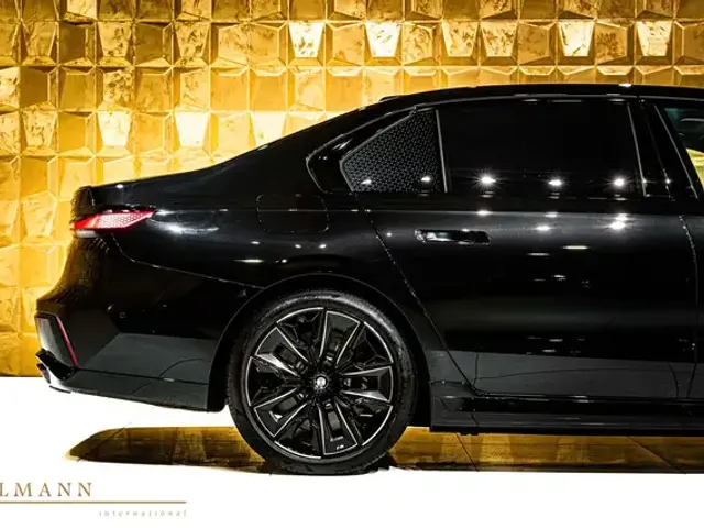 BMW 760