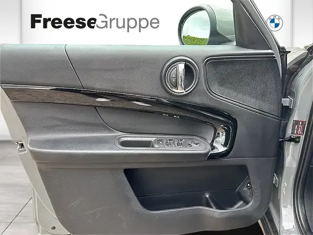 MINI Cooper SE Countryman