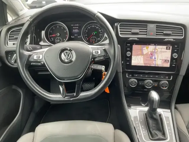 Volkswagen Golf Variant