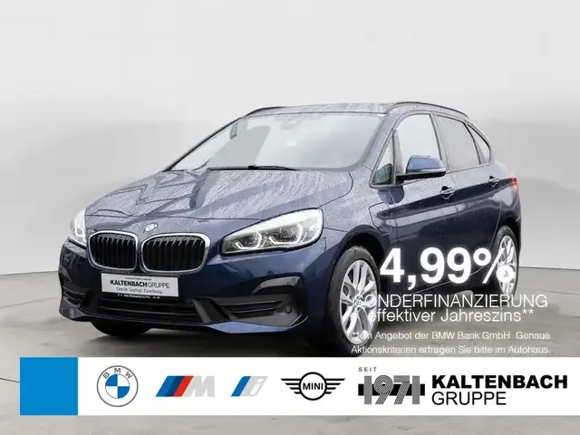 BMW 225
