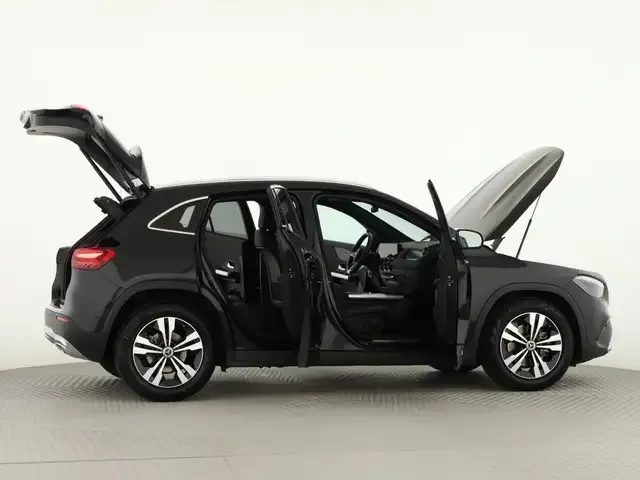Mercedes-Benz GLA 180