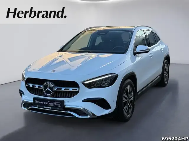 Mercedes-Benz GLA 180