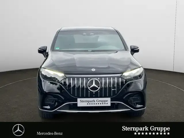Mercedes-Benz EQE 43