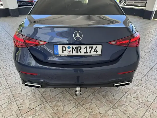 Mercedes-Benz C 220