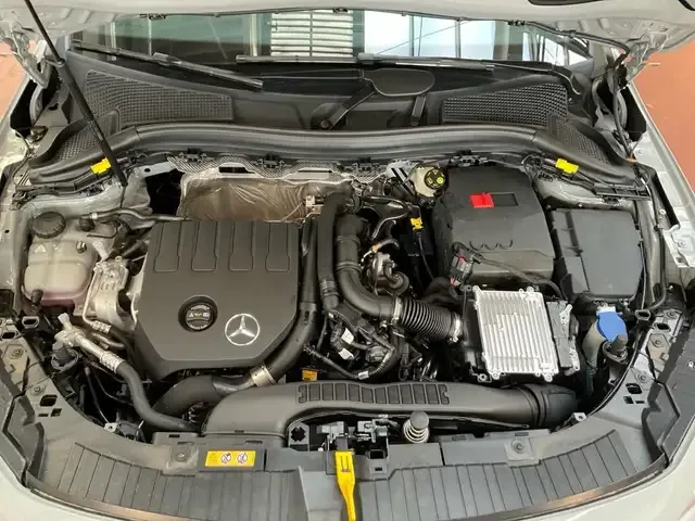 Mercedes-Benz GLA 180