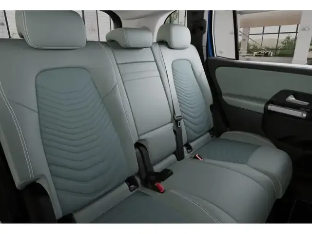 Mercedes-Benz GLB 200