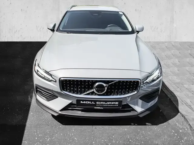 Volvo V60 Cross Country