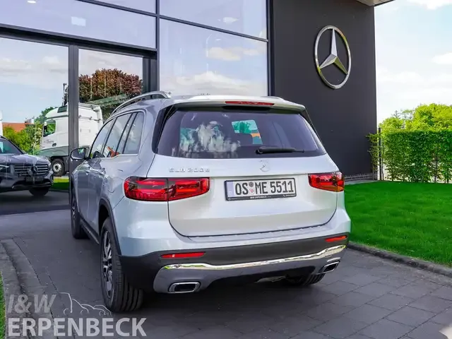 Mercedes-Benz GLB 200