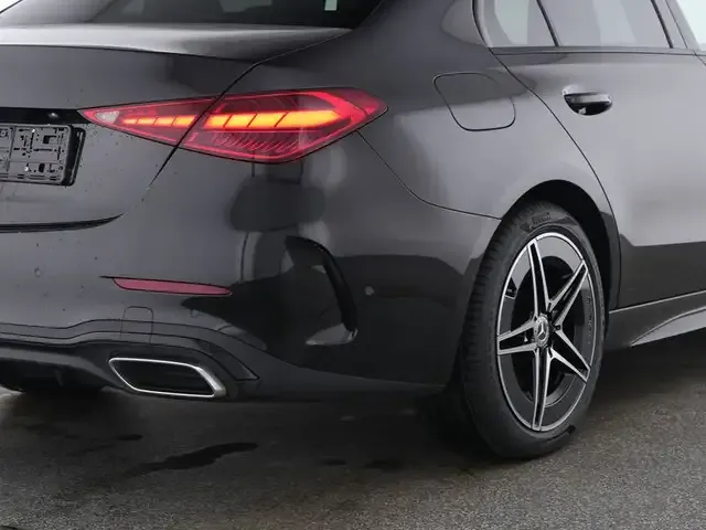 Mercedes-Benz C 180