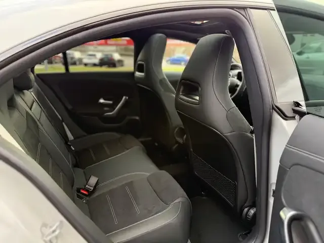 Mercedes-Benz CLA 220