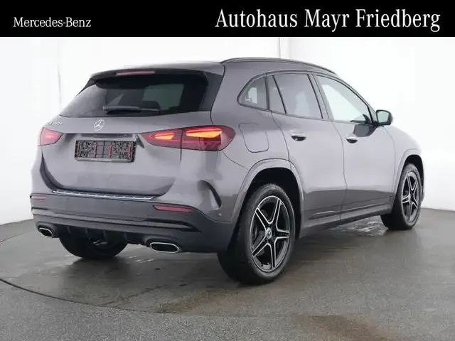 Mercedes-Benz GLA 250