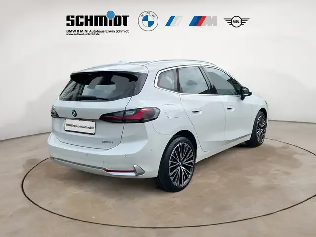 BMW 214