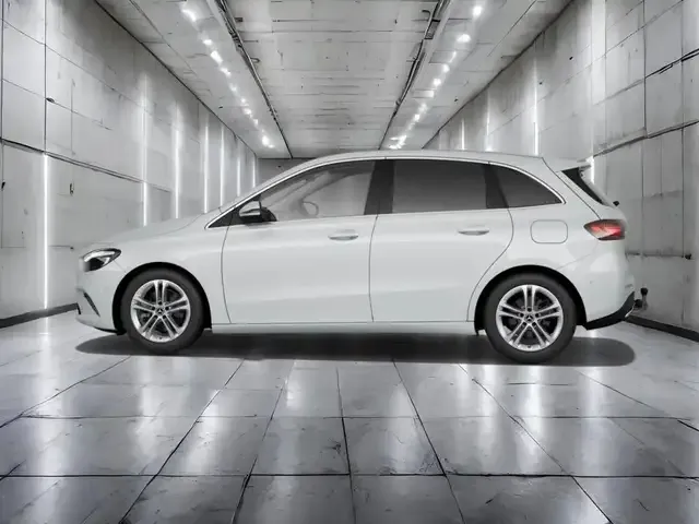 Mercedes-Benz B 220