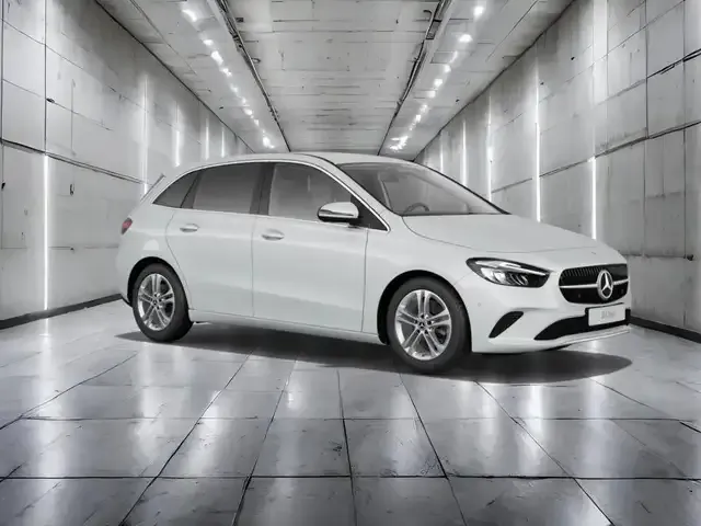 Mercedes-Benz B 220