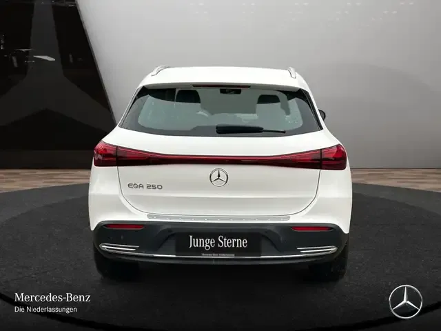 Mercedes-Benz EQA 250
