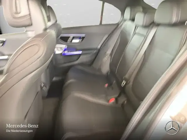 Mercedes-Benz C 400