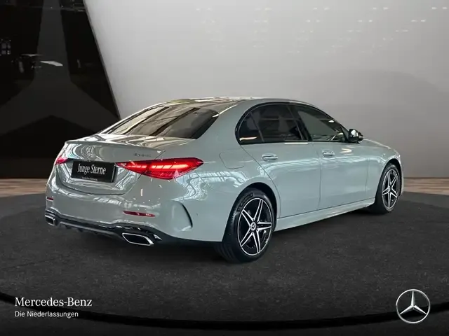 Mercedes-Benz C 400