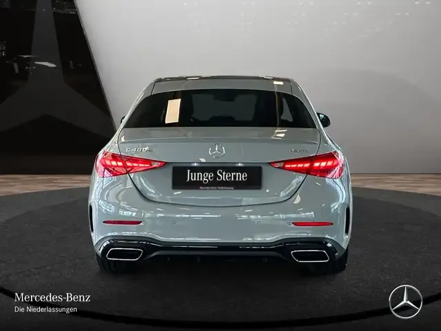 Mercedes-Benz C 400