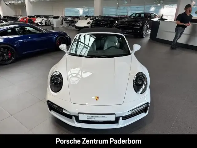 Porsche 992