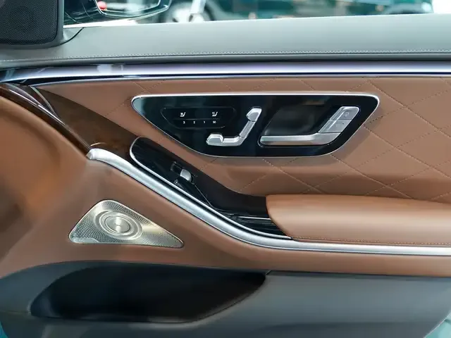 Mercedes-Benz S 500